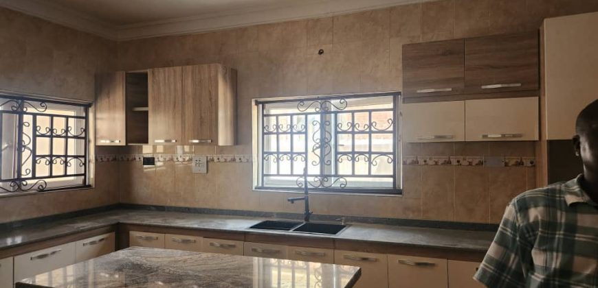 5 Bedroom Fully Detached Duplex with BQ